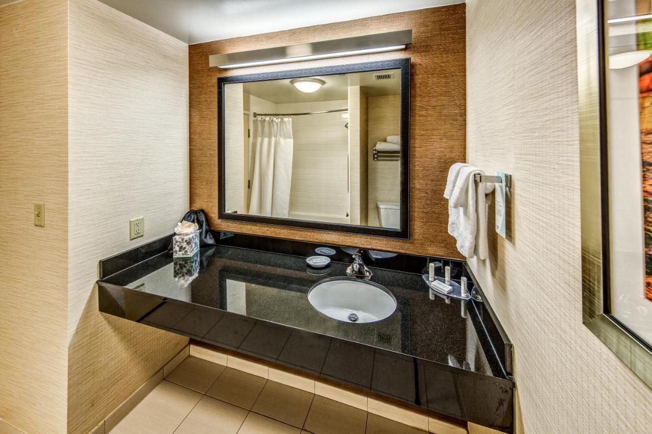 Fairfield Inn And Suites By Marriott Austin Northwest/The Domain Area Zewnętrze zdjęcie