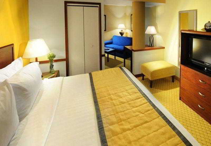 Fairfield Inn And Suites By Marriott Austin Northwest/The Domain Area Zewnętrze zdjęcie